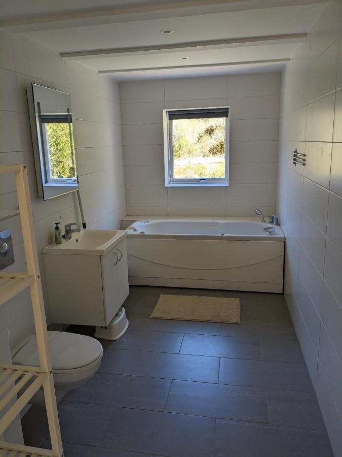 Holiday Home - Your Dream Vacation Awaits In Massfjorden Masfjorden Esterno foto